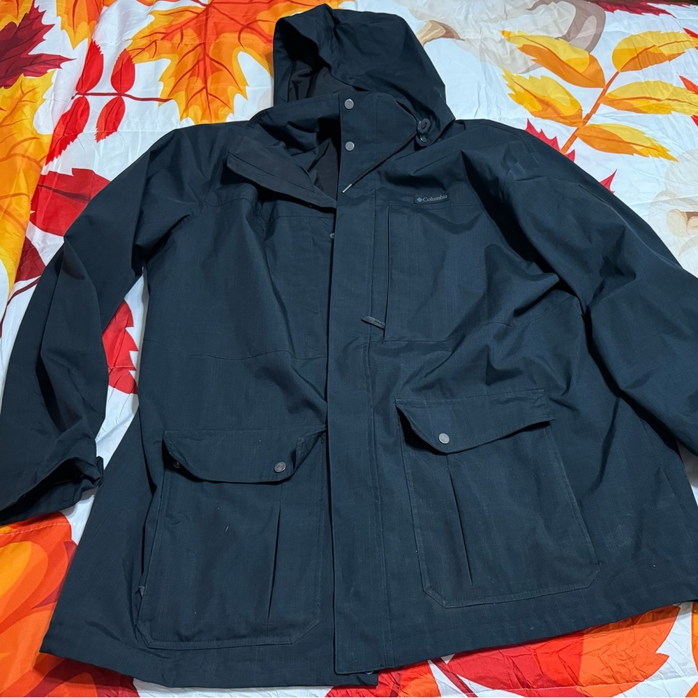 Columbia Men's Dark Hooded Coat